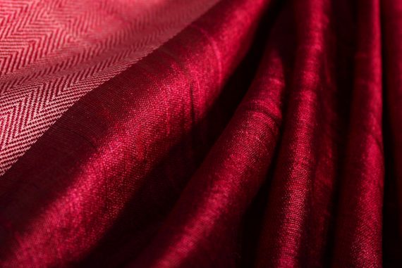 Luigi Turra - Alea, closeup of the folds of a pink velvet curtain
