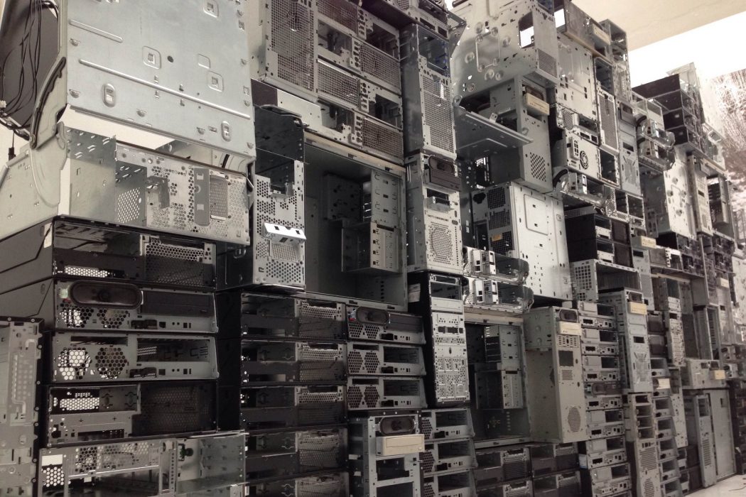 Stephen Cornford Constant Linear Velocity Fluid Radio