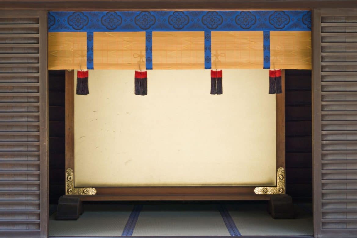 Fabio Perletta - Ichinen, doorway of shrine in Tokyo